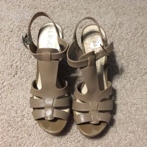 Nude wedges size 10. Only worn once!